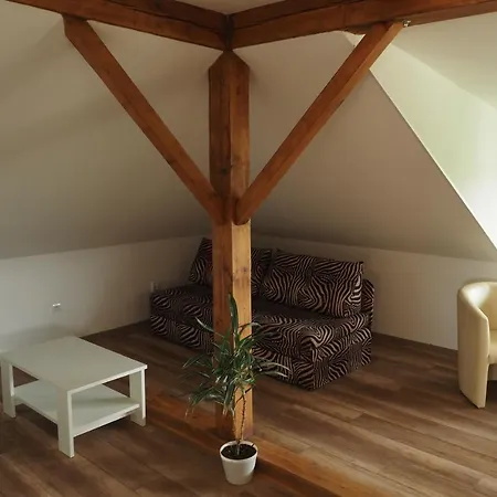 U Borovice Bílá Třemešná