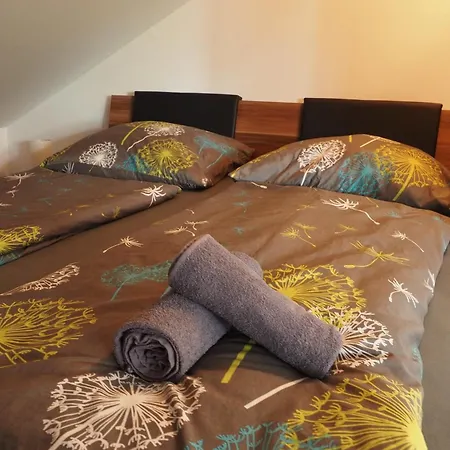 U Borovice Apartment